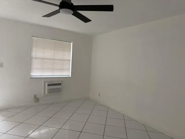 1106 SW 1st Street #1-4