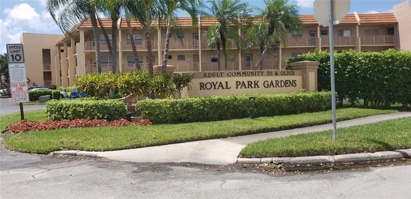 6770 Royal Palm Boulevard #305L