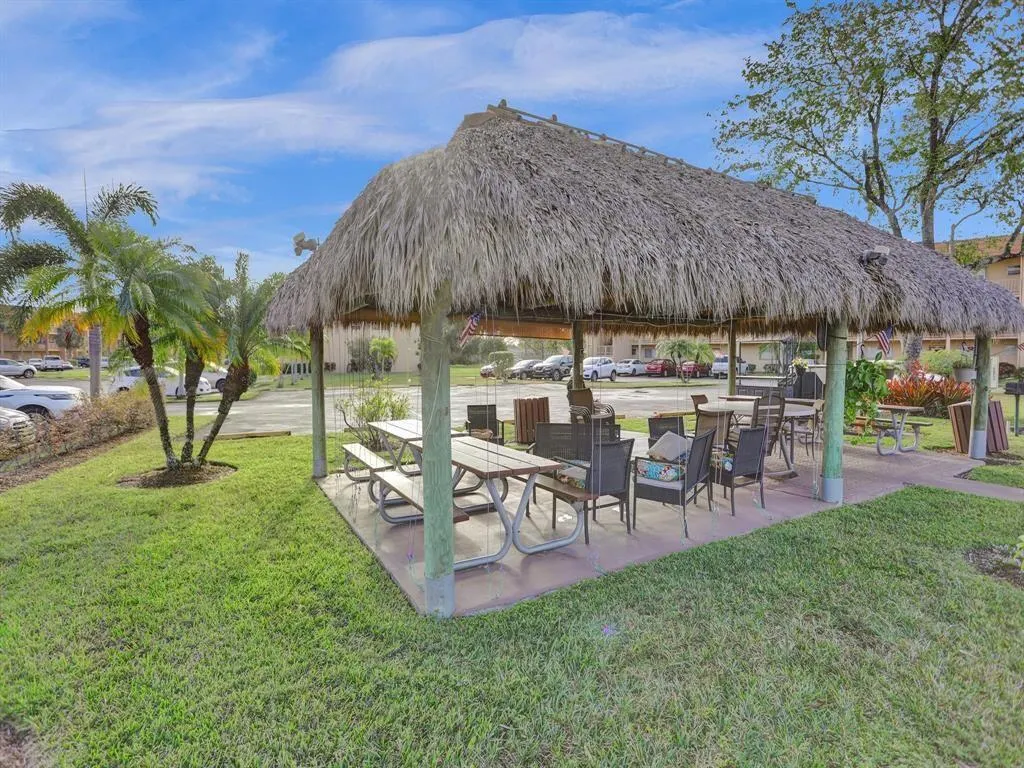 6770 Royal Palm Boulevard #305L