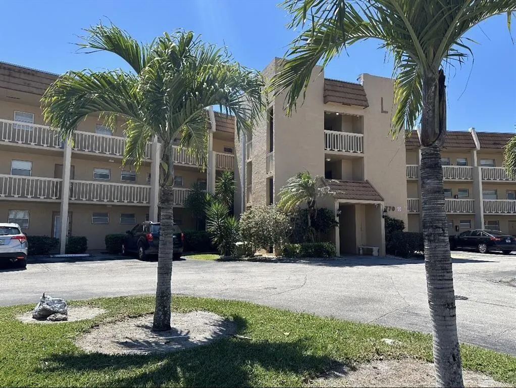 6770 Royal Palm Boulevard #305L