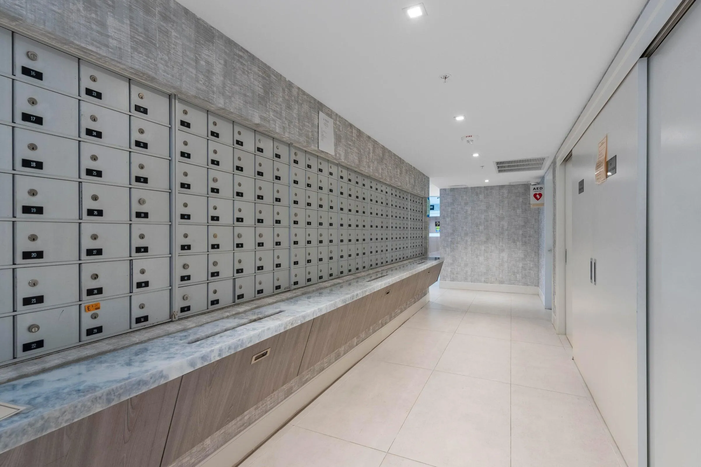 859 Jeffery Street #1090