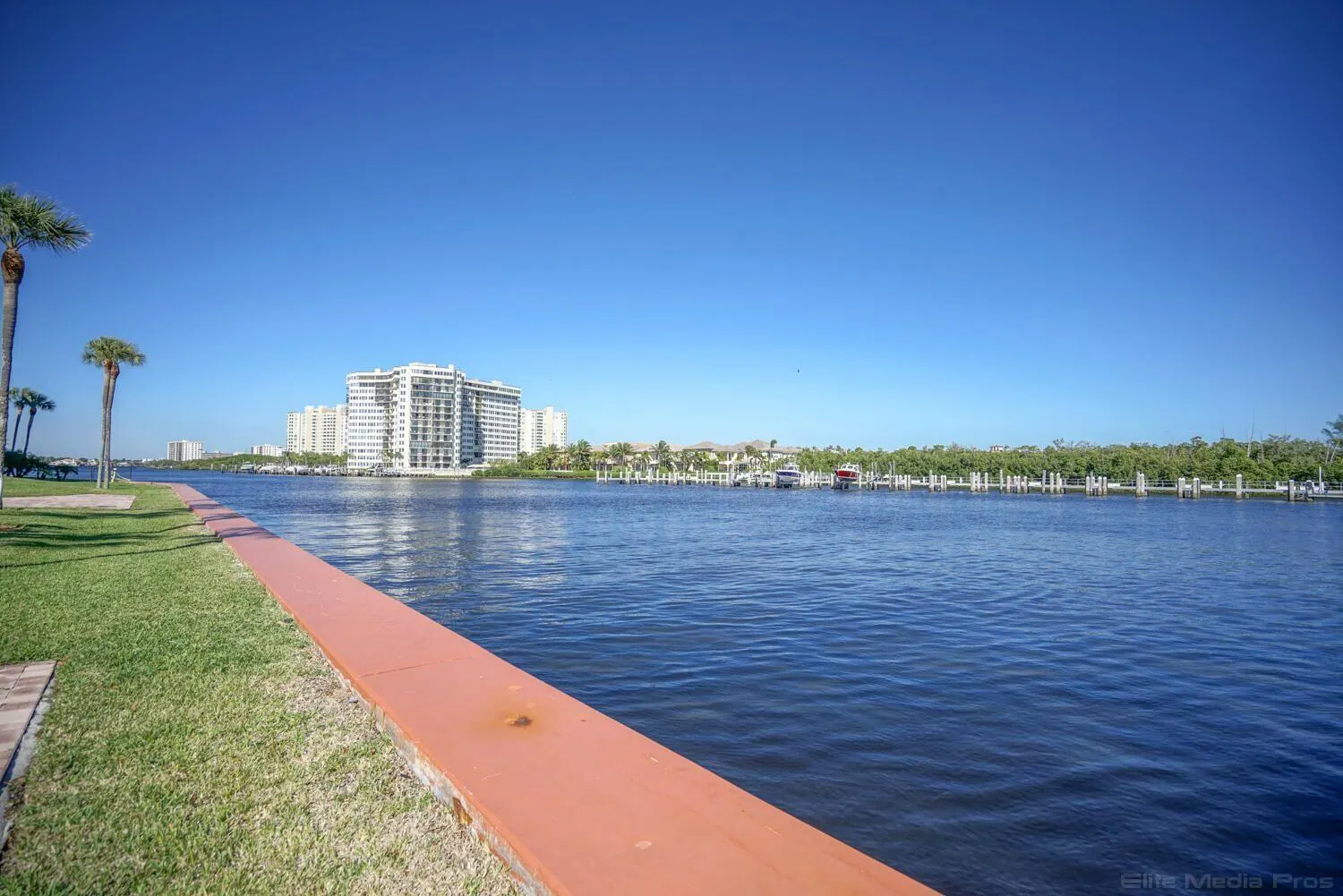 859 Jeffery Street #1090