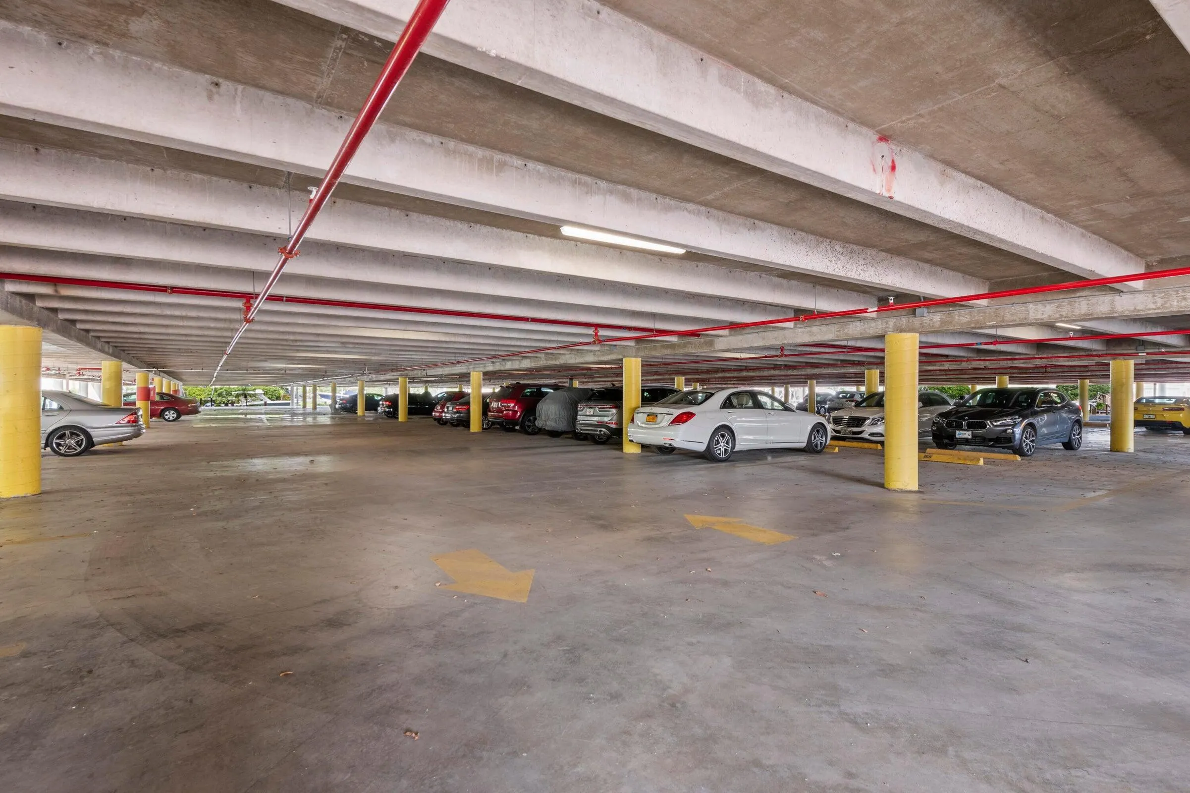 859 Jeffery Street #1090