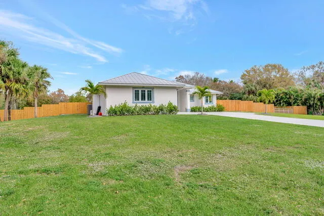 10231 176th Lane N
