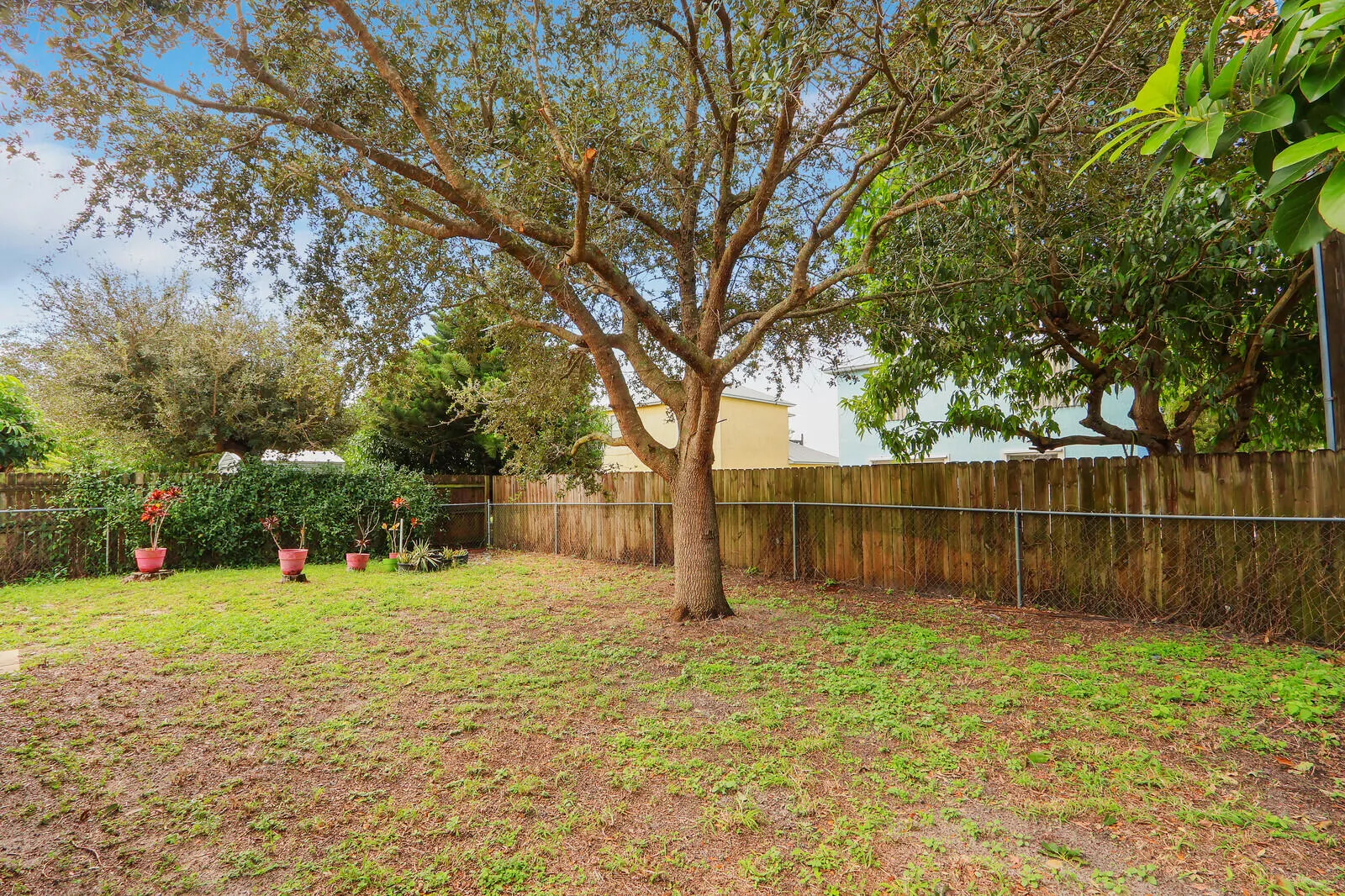 5806 SE Wilsie Drive
