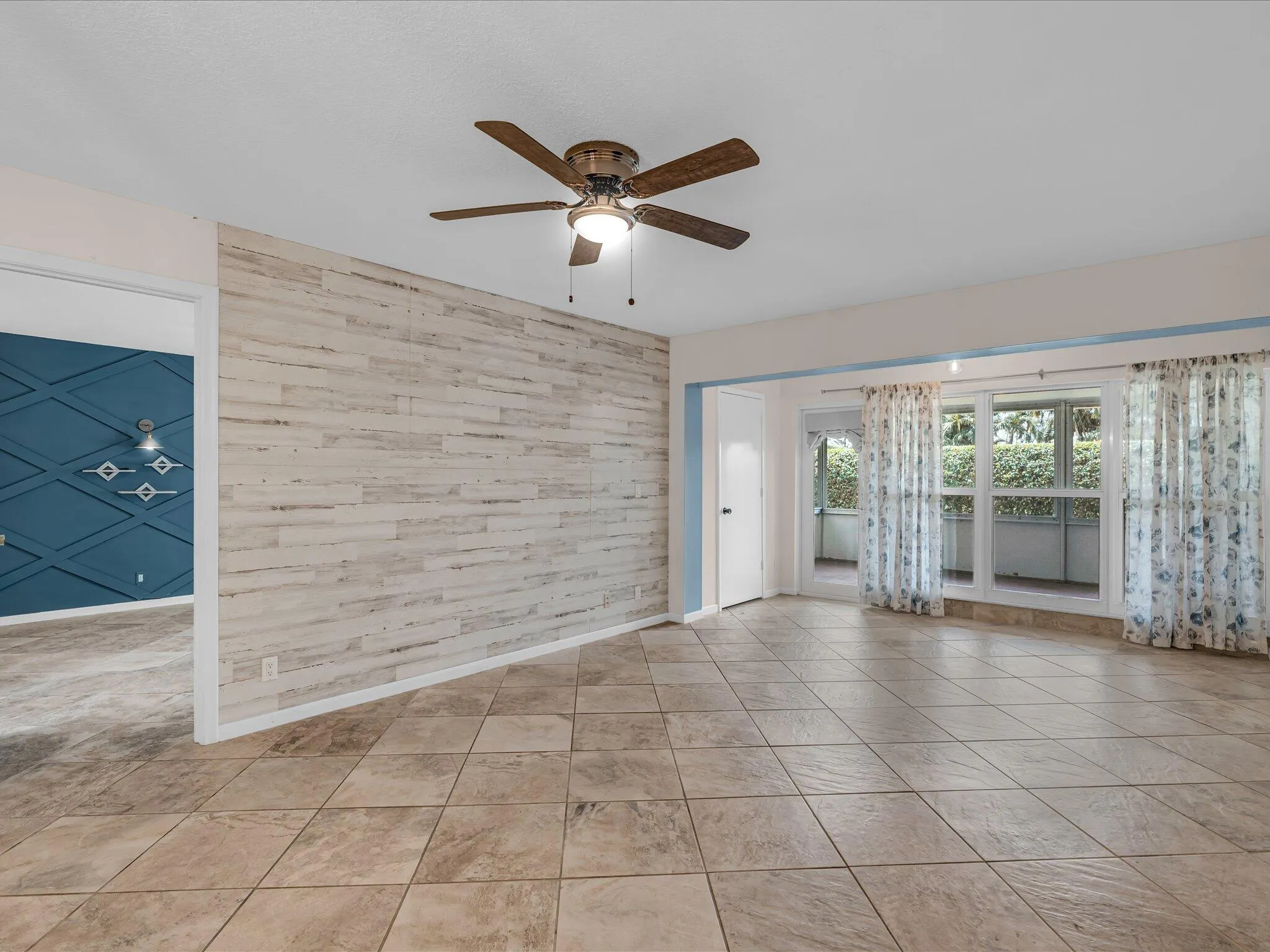 1151 CALAMONDIN Terrace #103