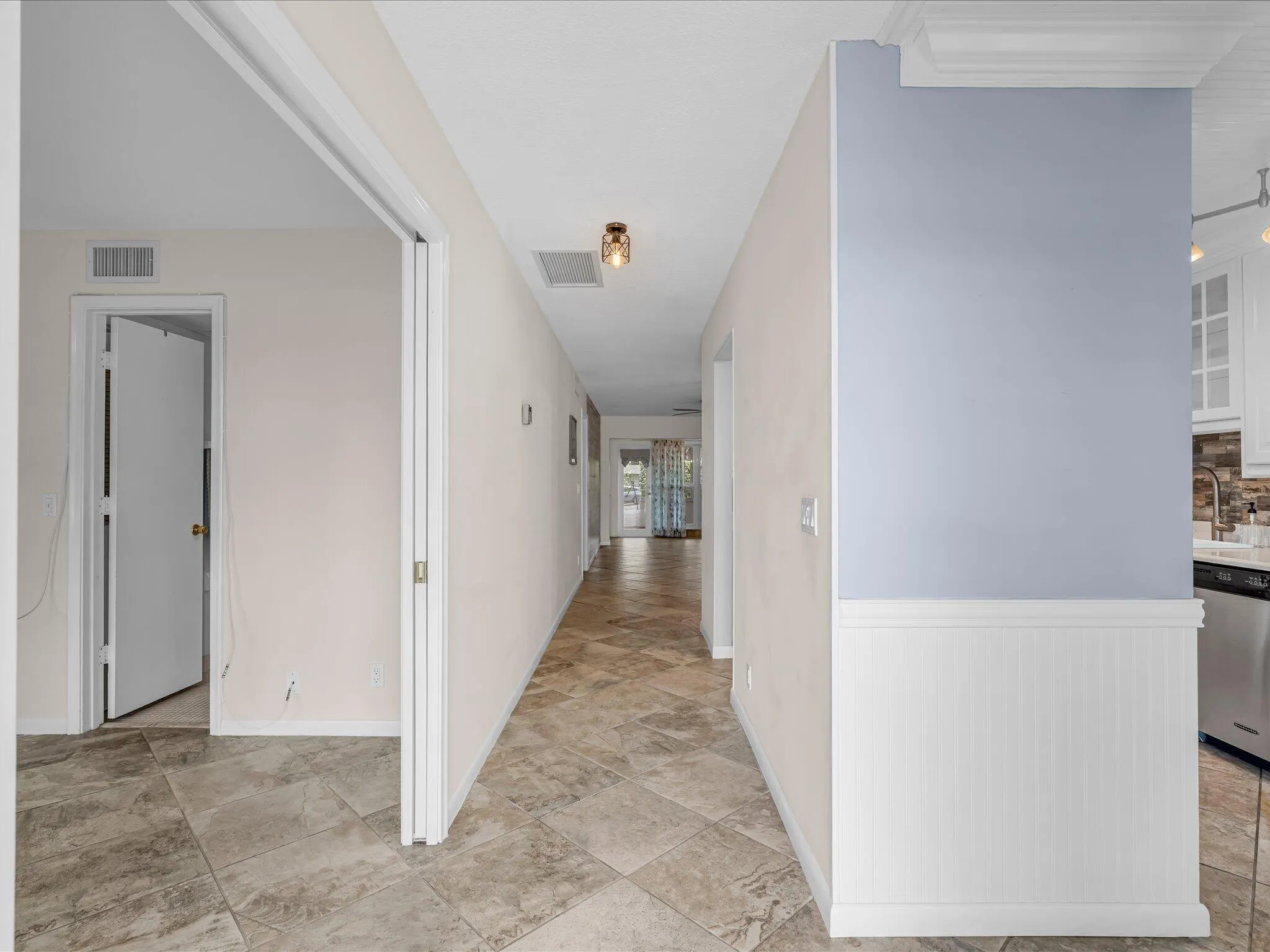 1151 CALAMONDIN Terrace #103