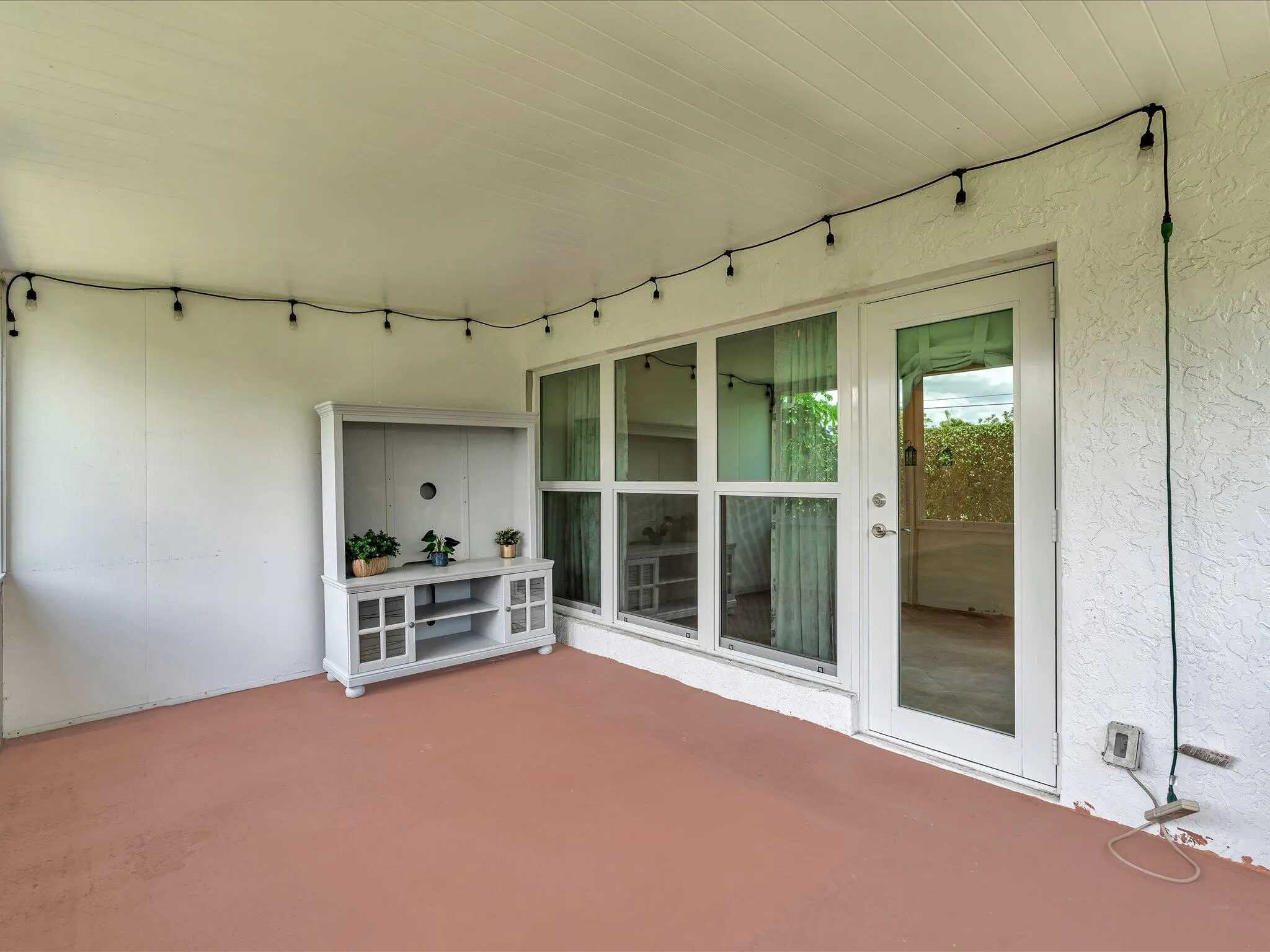 1151 CALAMONDIN Terrace #103