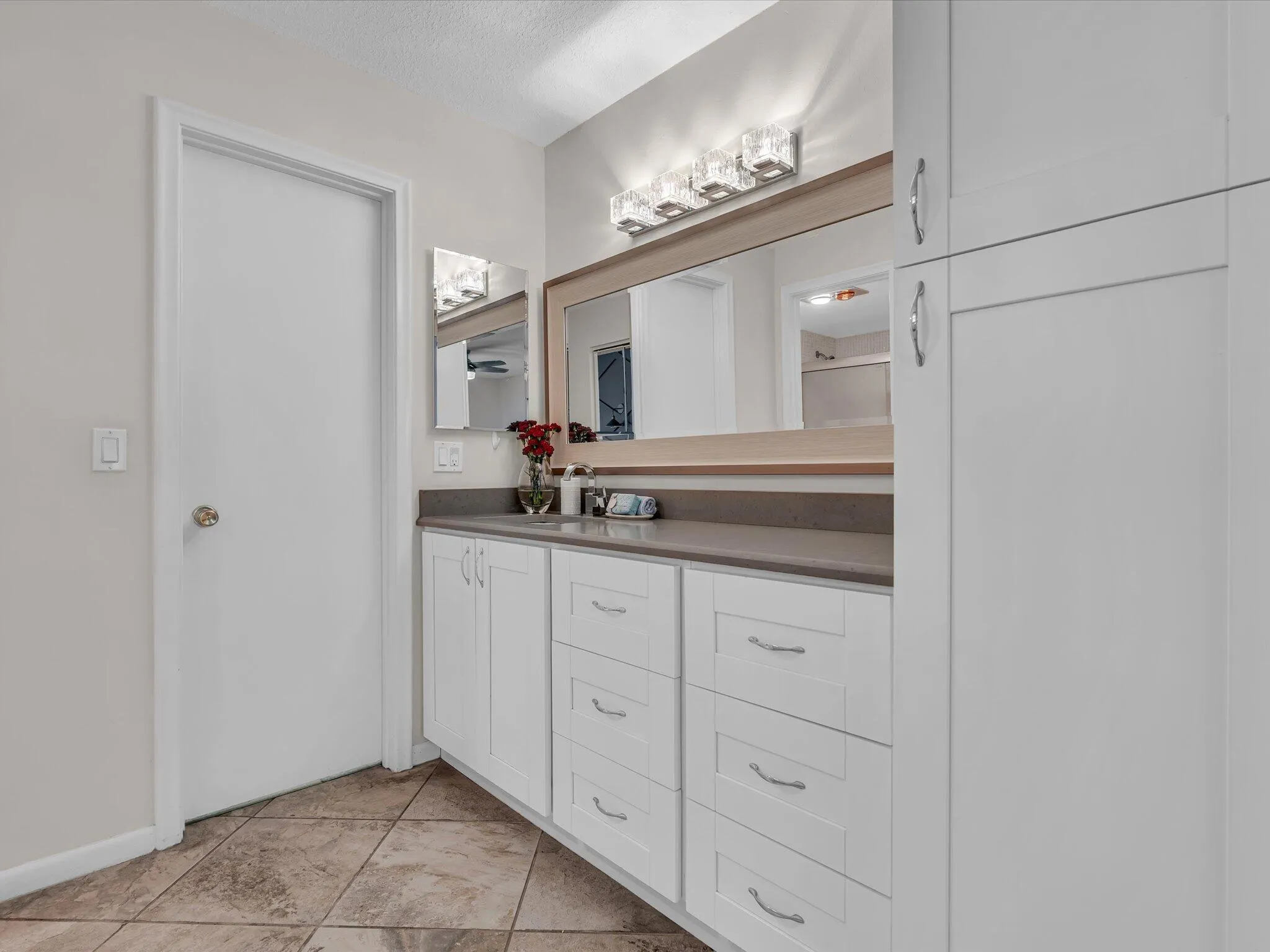 1151 CALAMONDIN Terrace #103