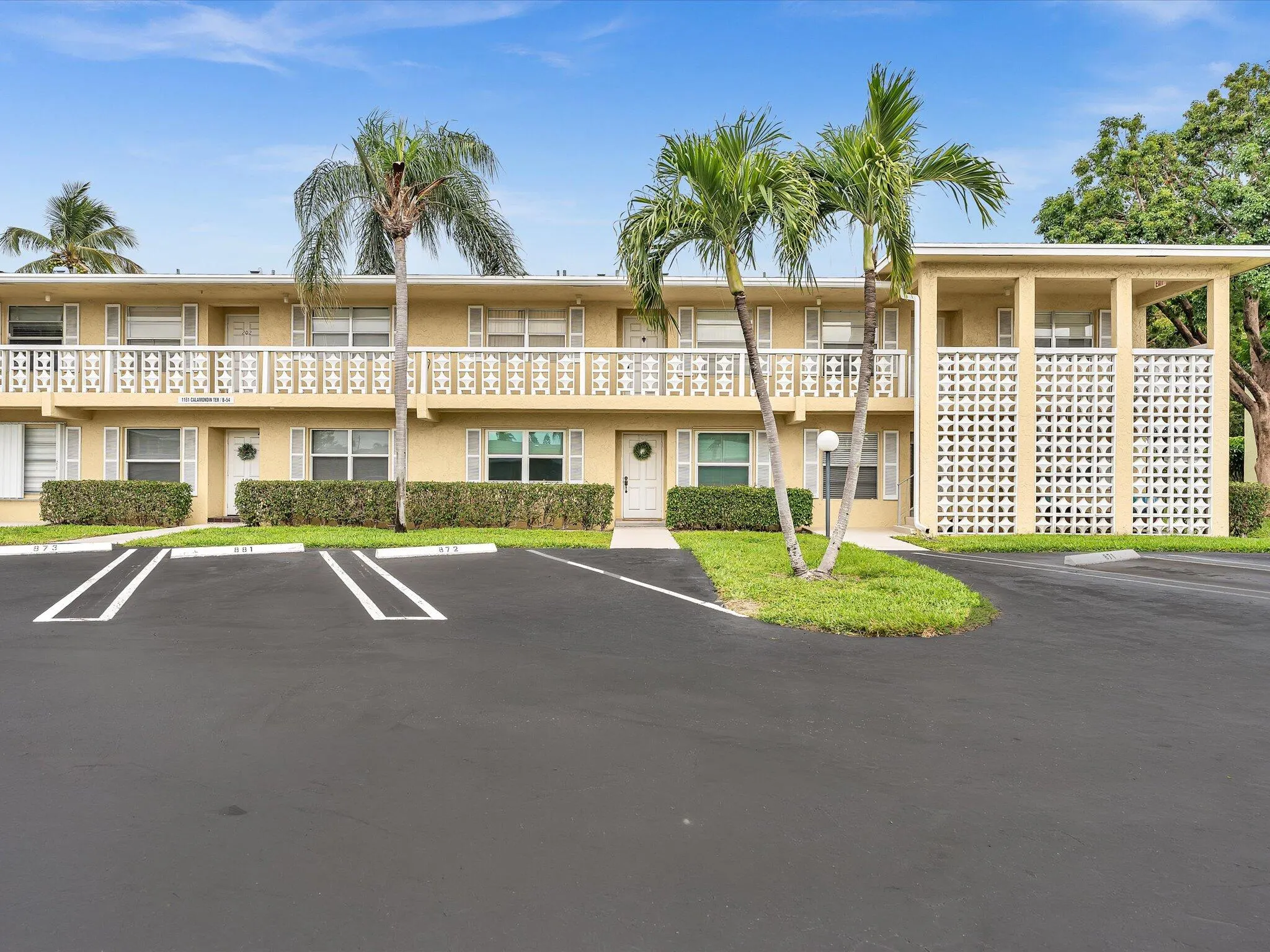 1151 CALAMONDIN Terrace #103