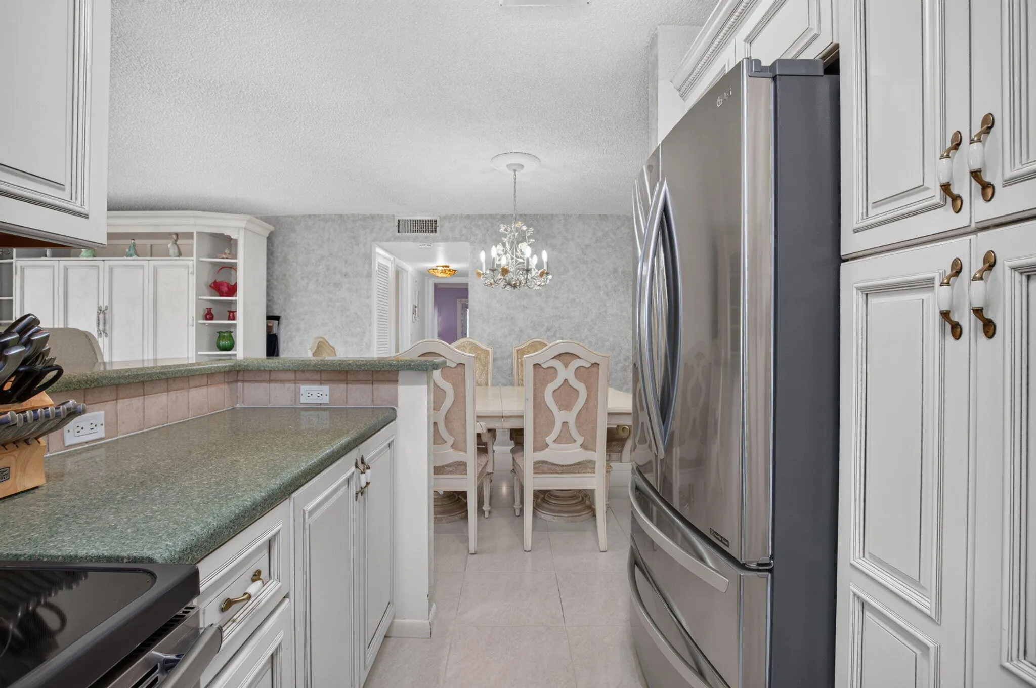 3250 PARK Lane #43A