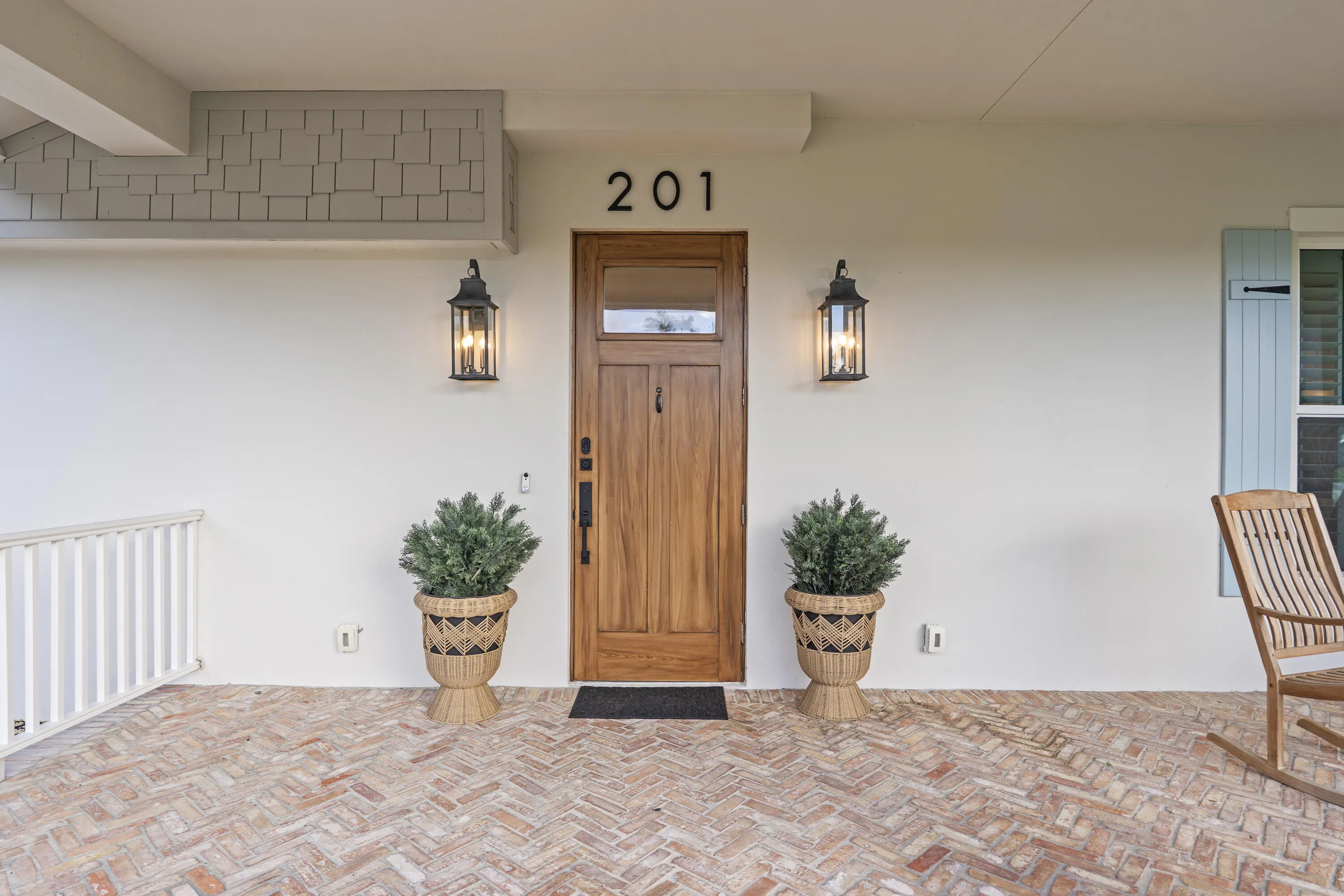 201 NW 17TH Street