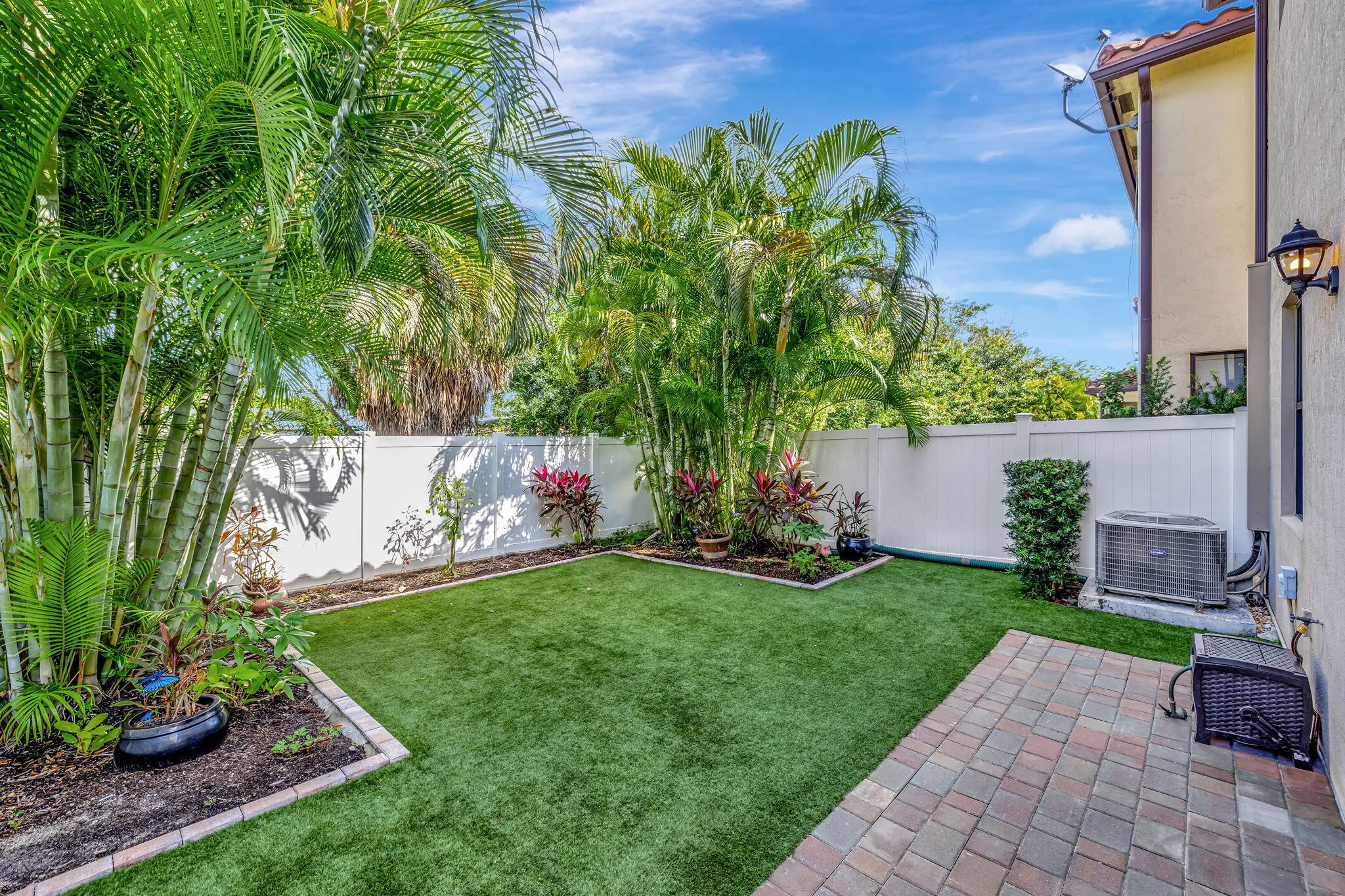 4729 NW 59th Street