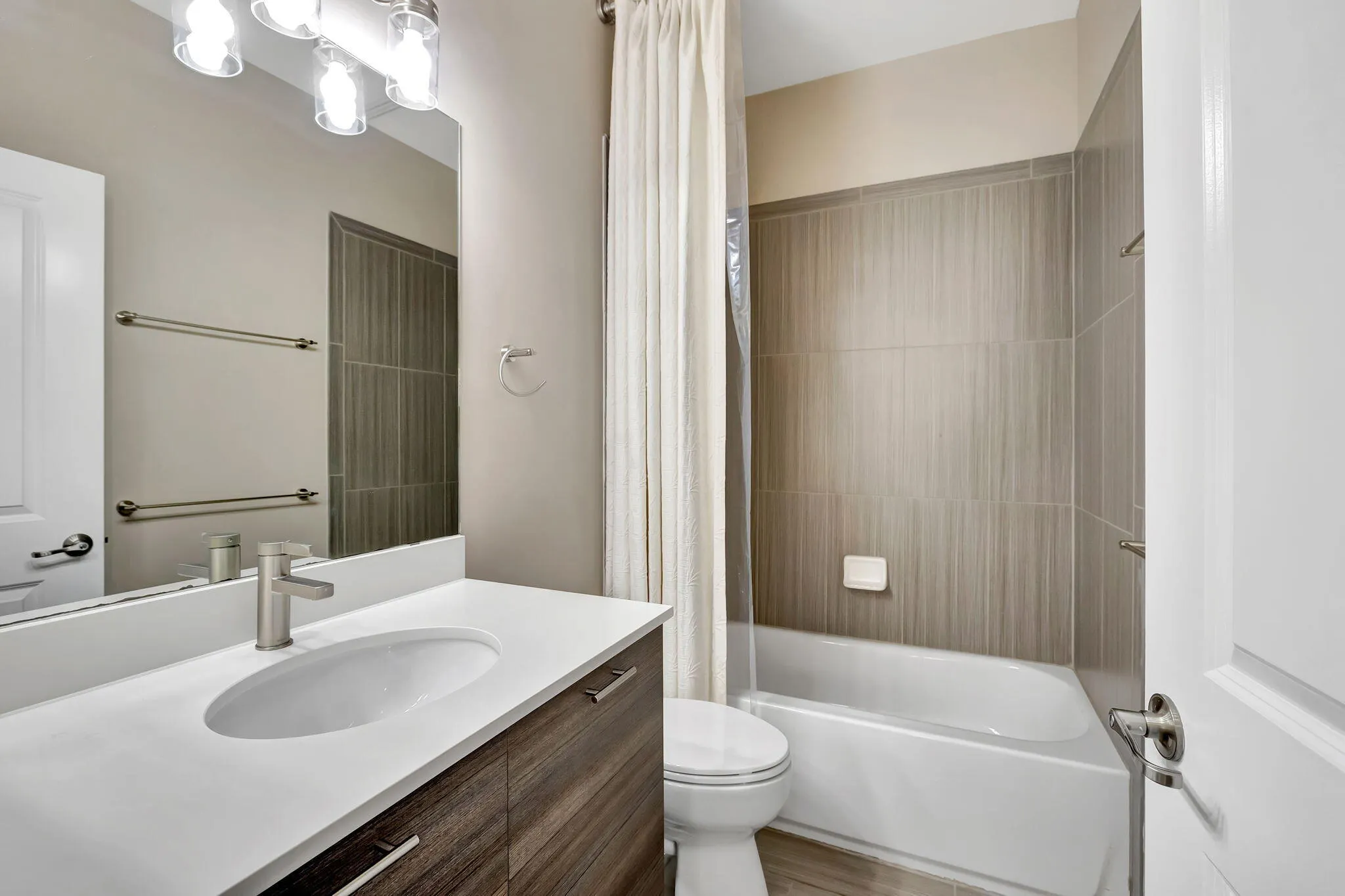 4729 NW 59th Street