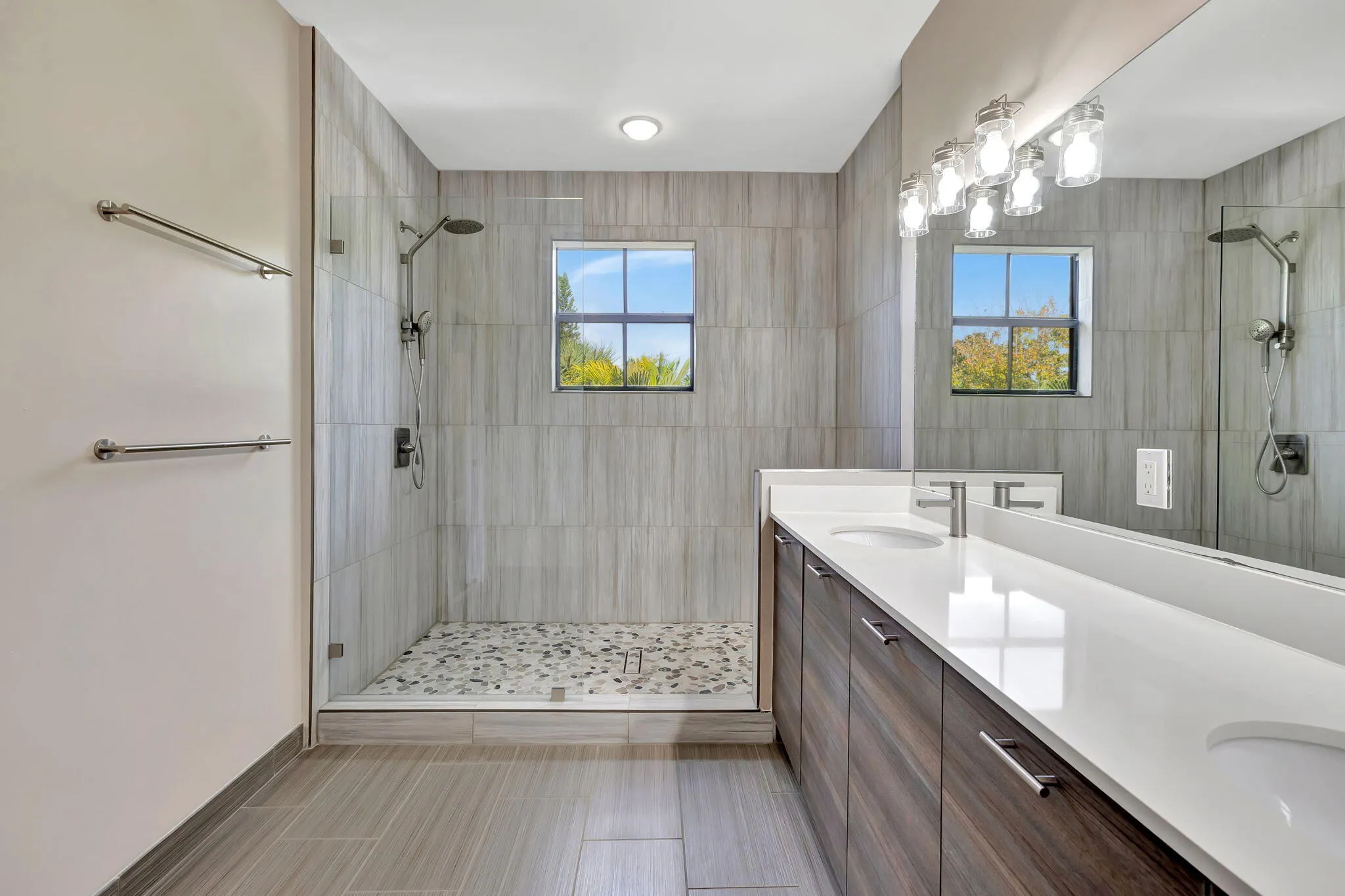 4729 NW 59th Street