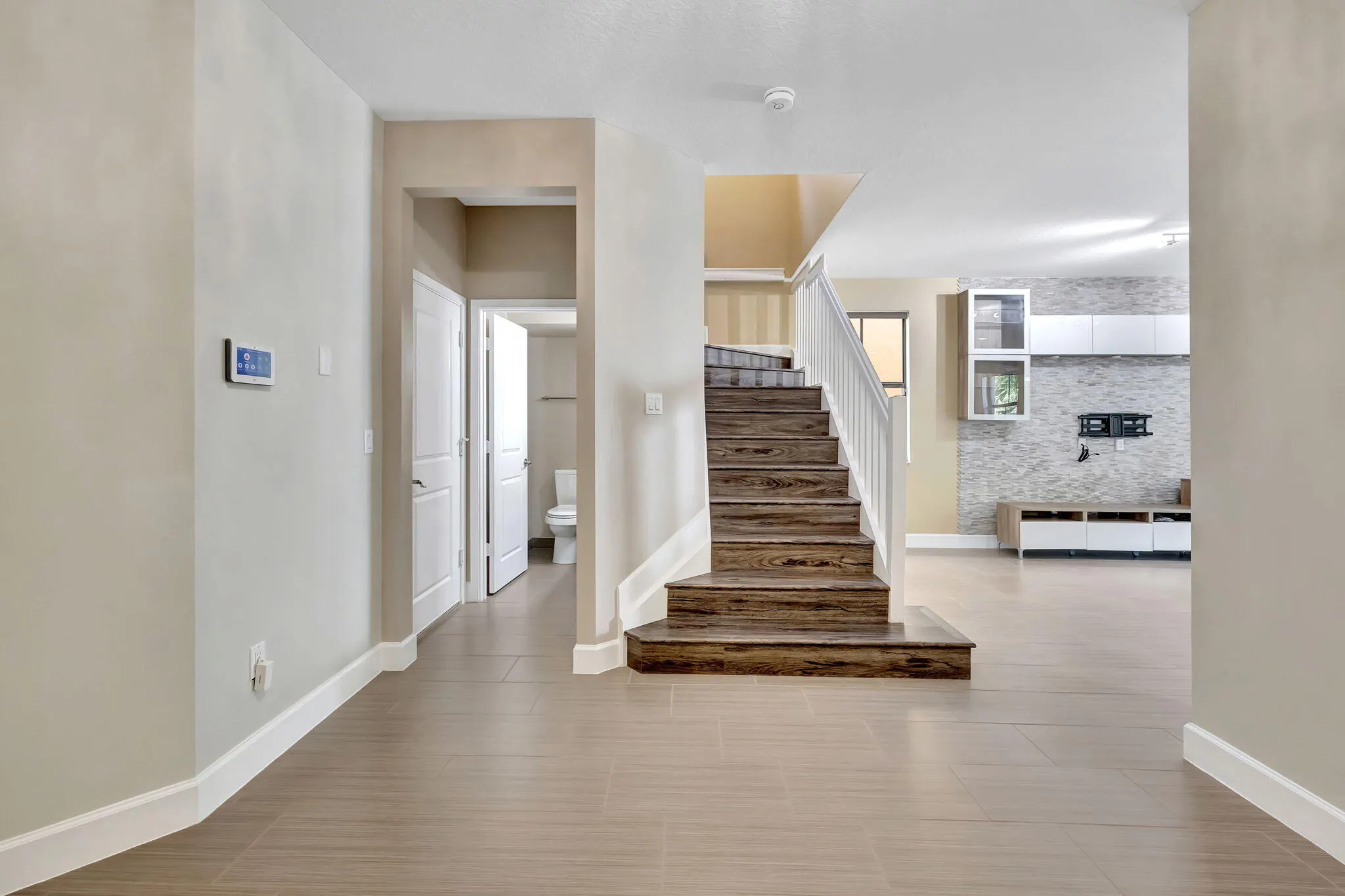 4729 NW 59th Street