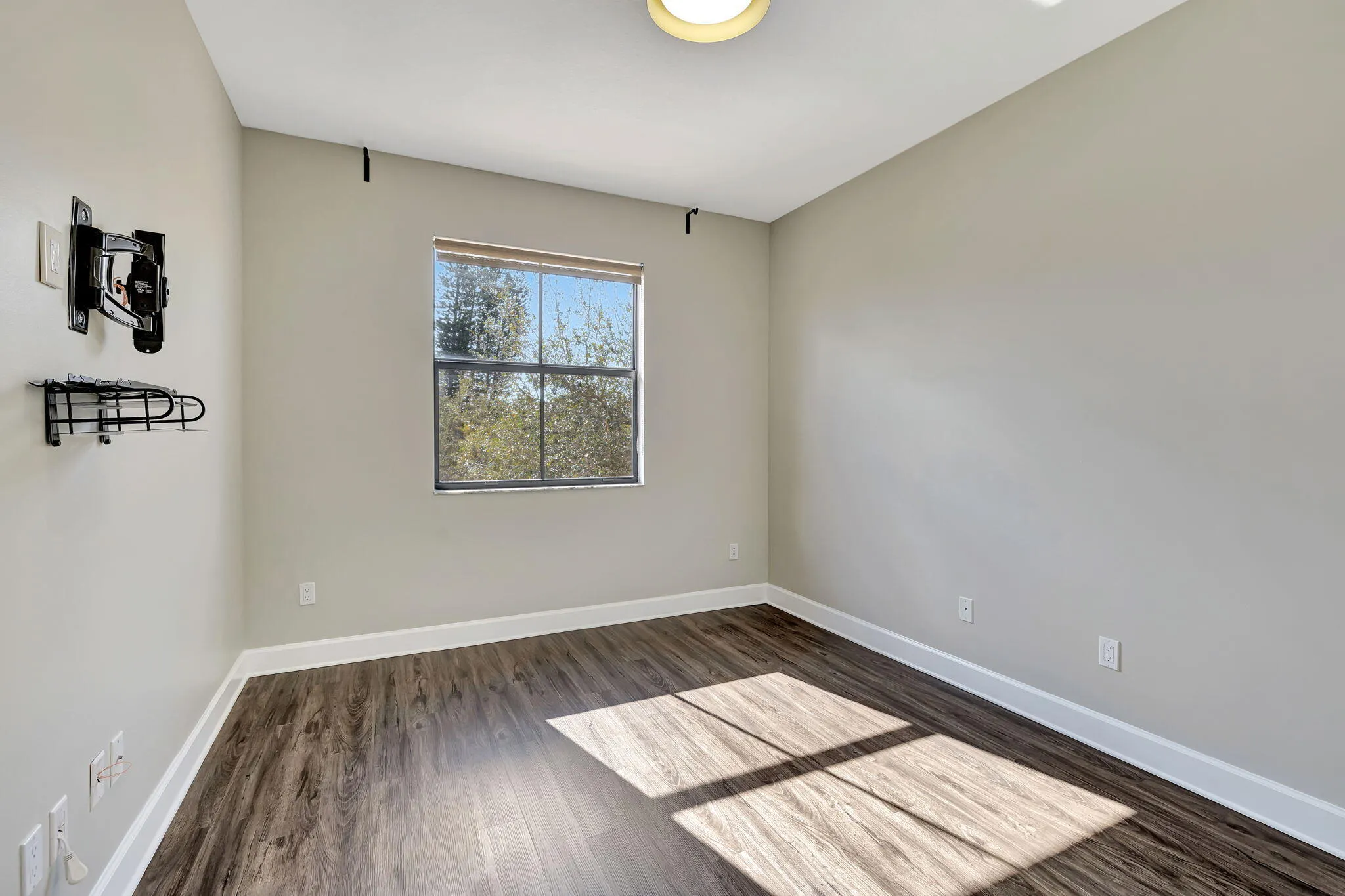 4729 NW 59th Street