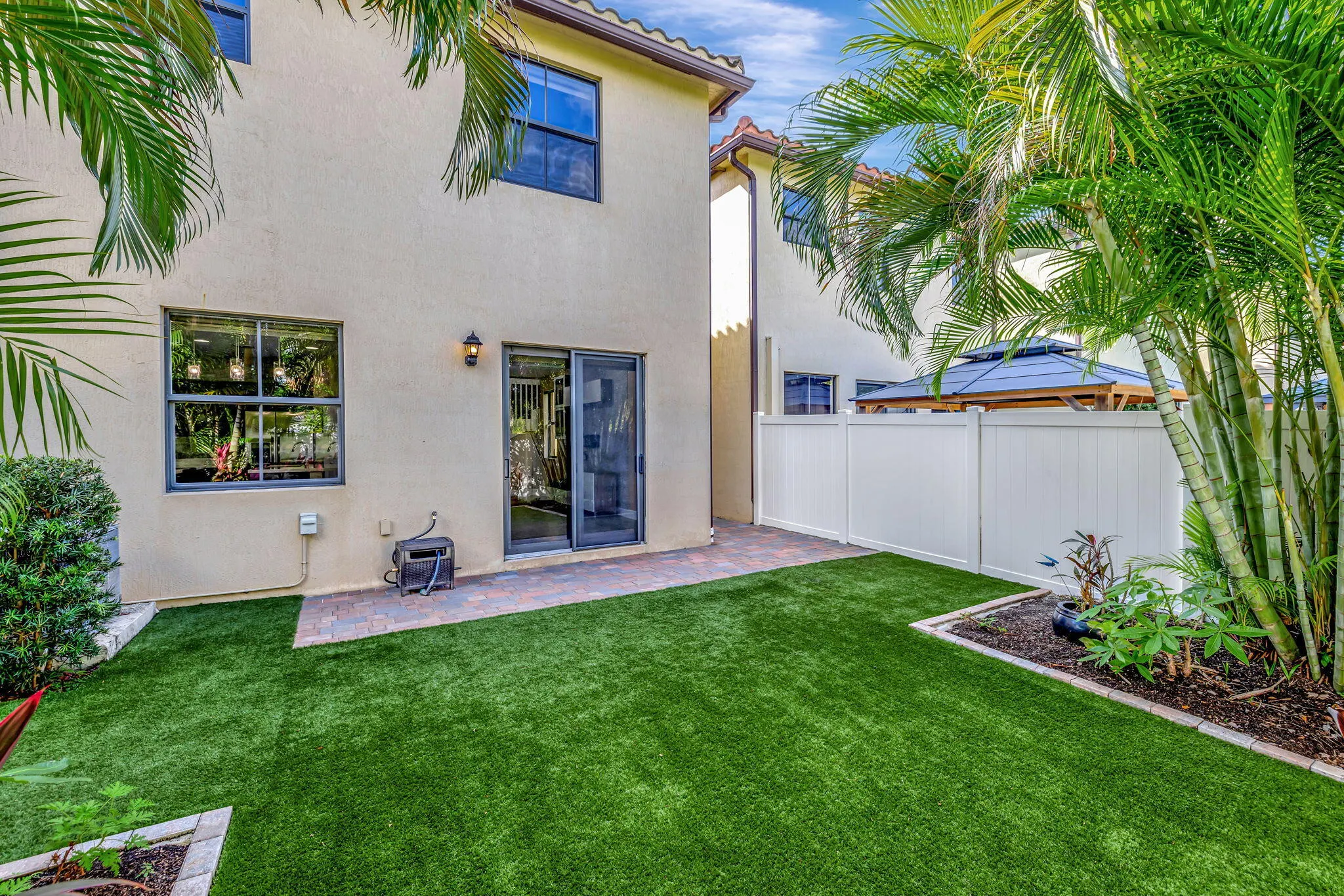 4729 NW 59th Street
