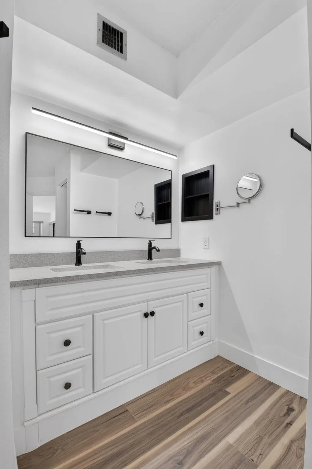 17300 Boca Club Boulevard #1201