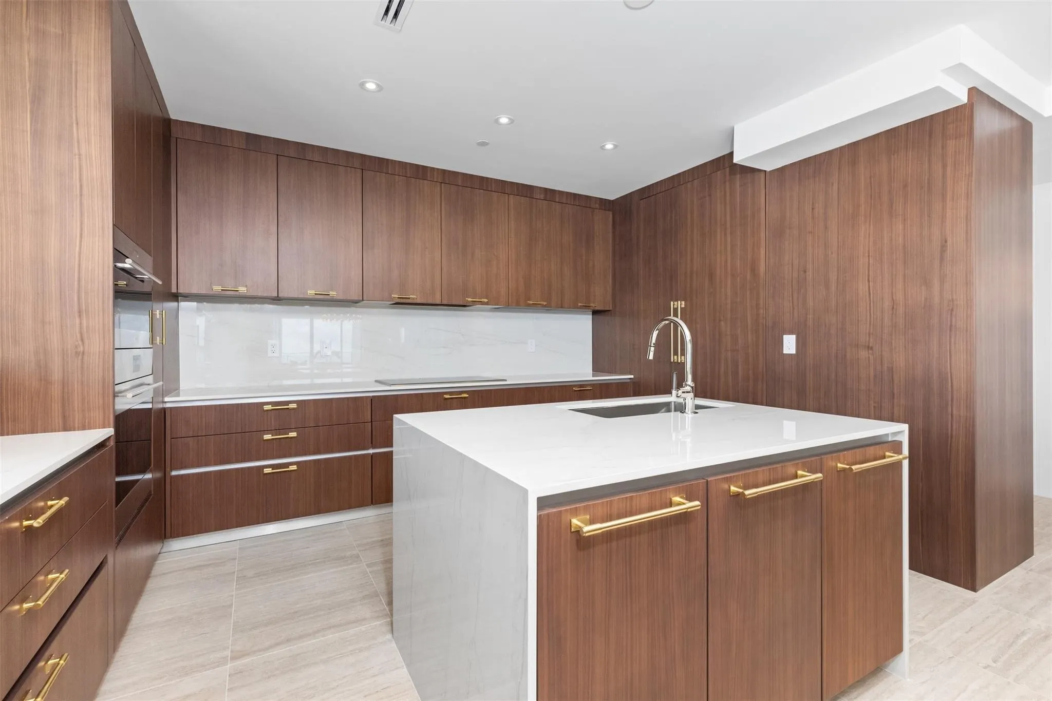525 N Fort Lauderdale Beach Blvd, #2201