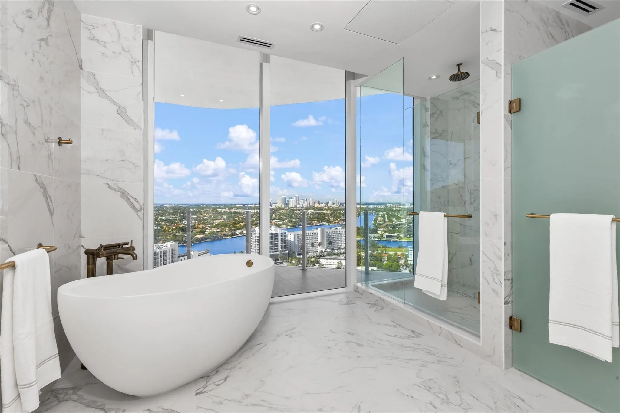 525 N Fort Lauderdale Beach Blvd, #2201