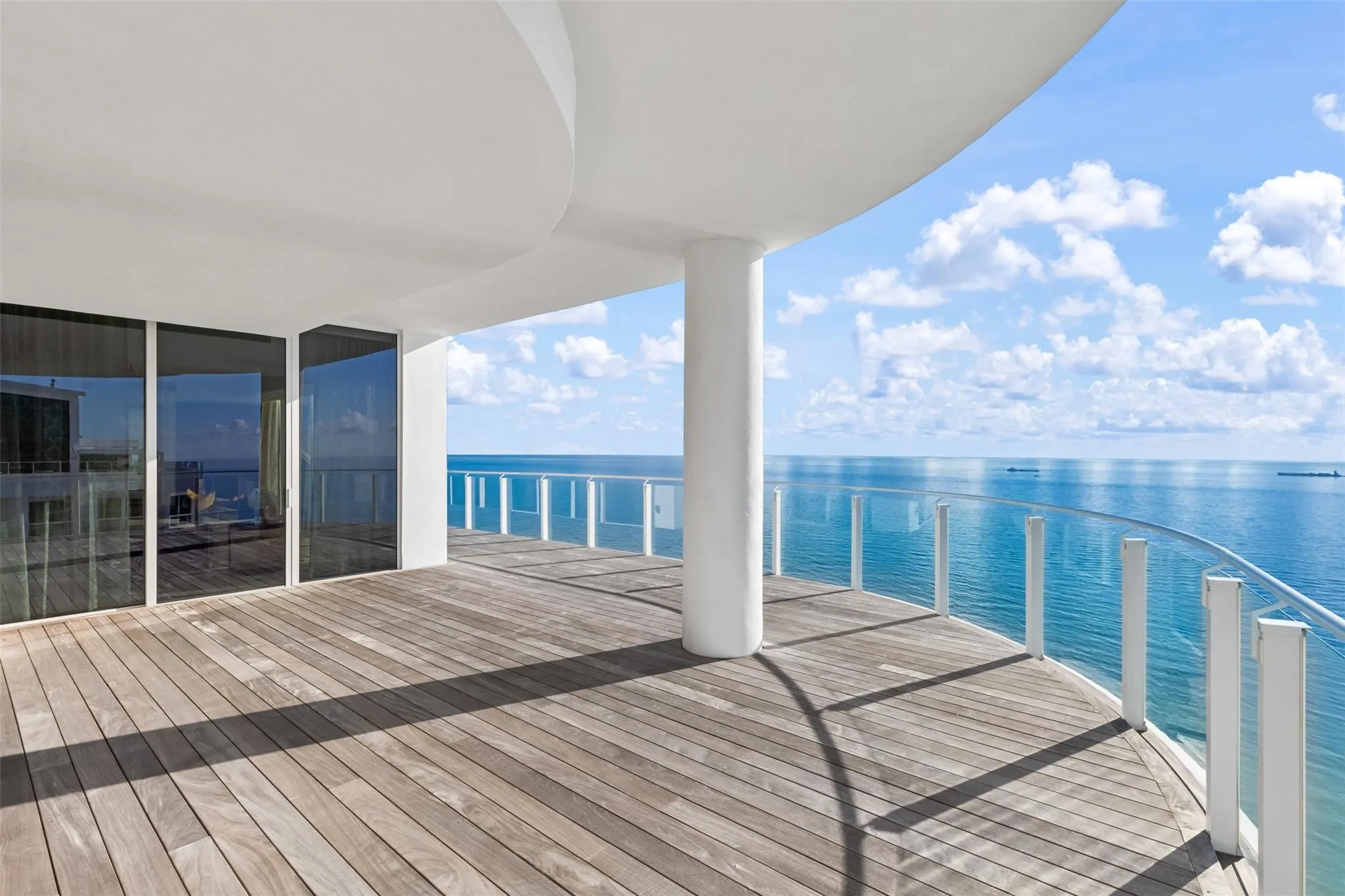 525 N Fort Lauderdale Beach Blvd, #2201