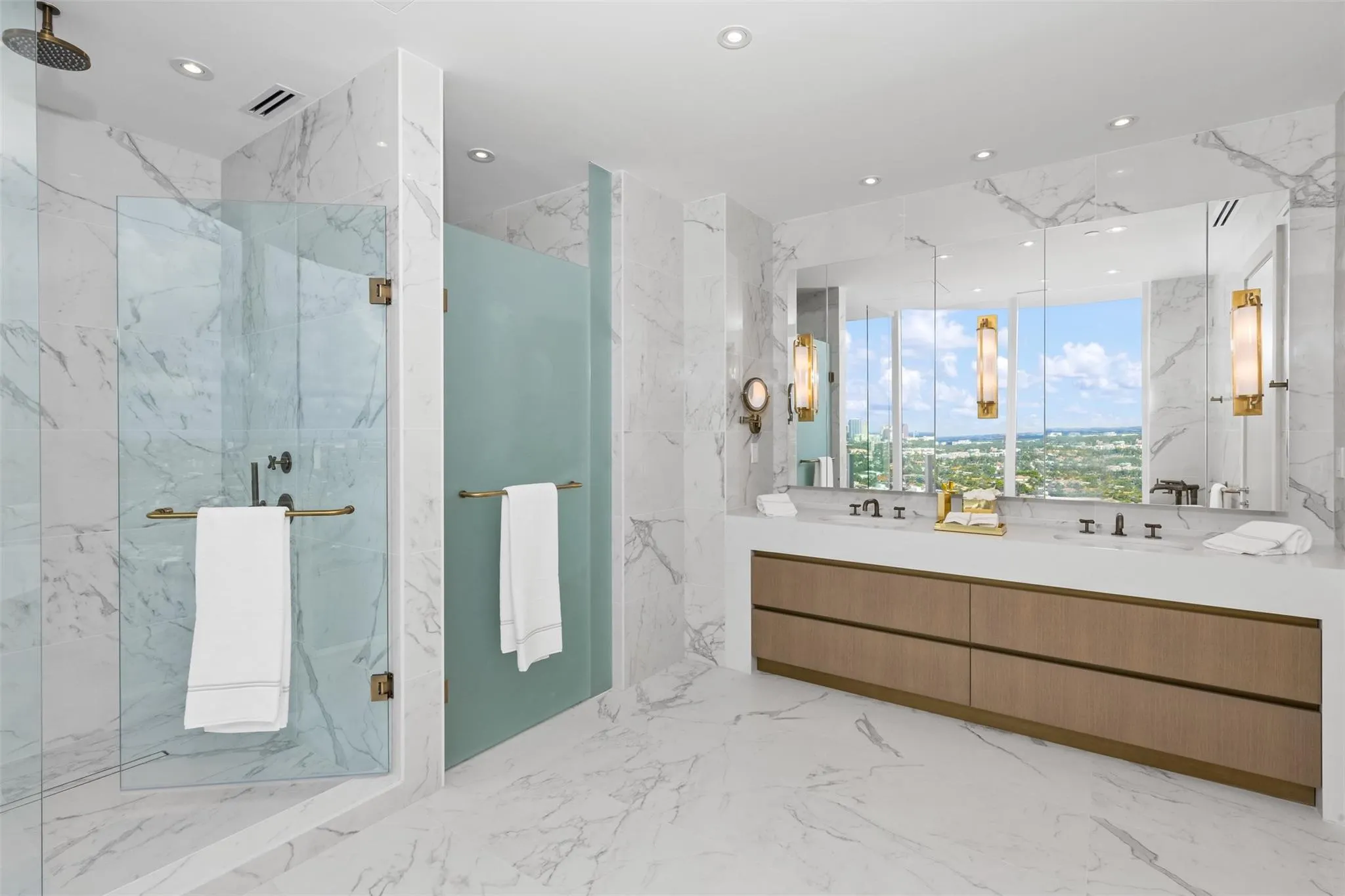 525 N Fort Lauderdale Beach Blvd, #2201