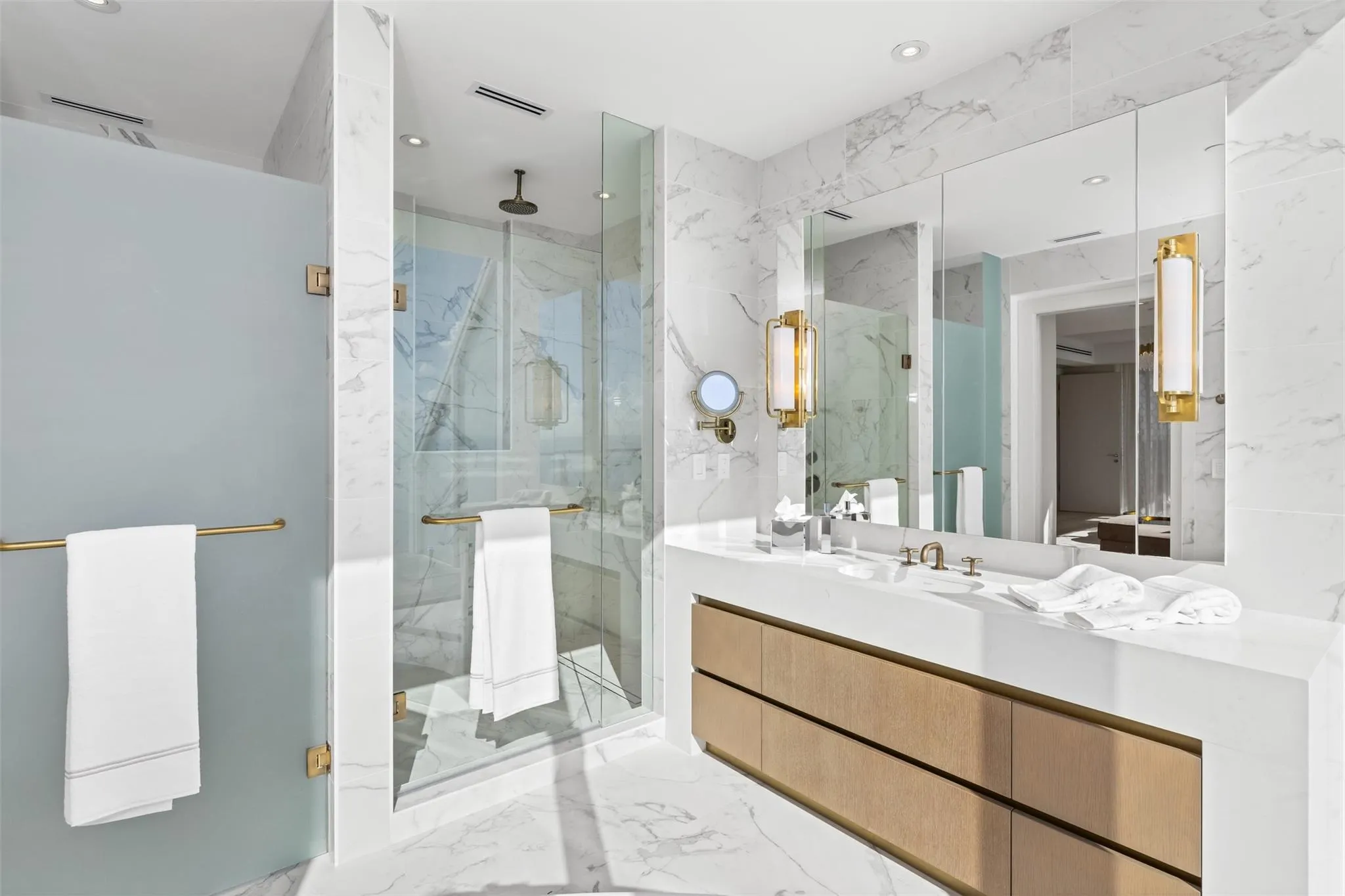 525 N Fort Lauderdale Beach Blvd, #2201