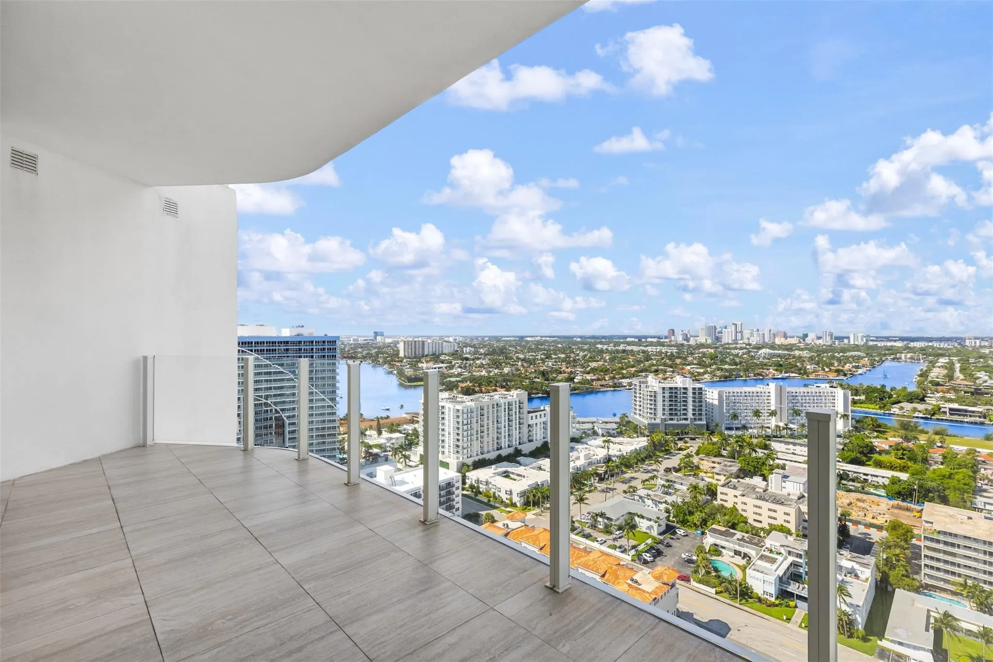 525 N Fort Lauderdale Beach Blvd, #2201