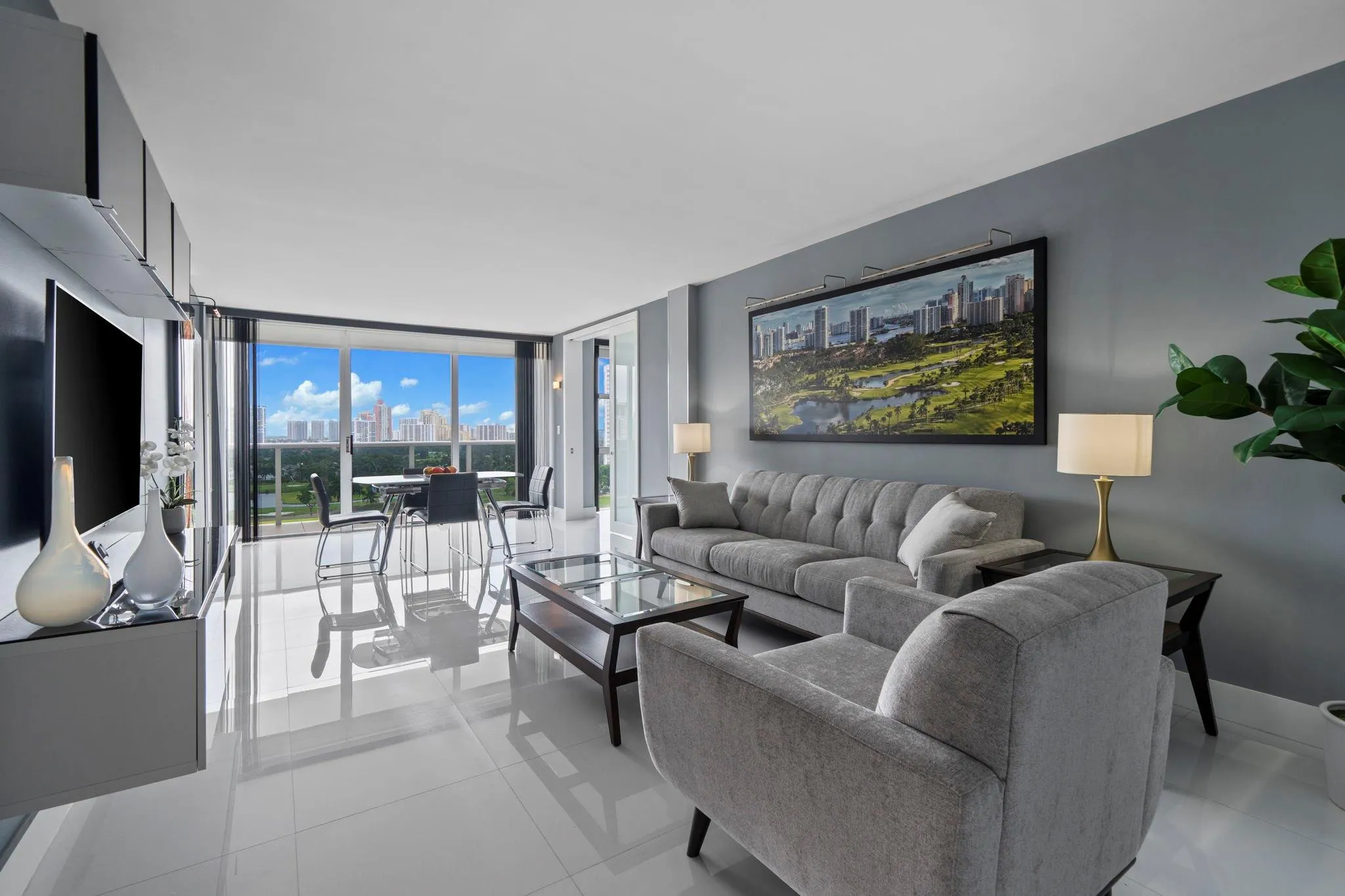 3625 N Country Club Dr, #1208
