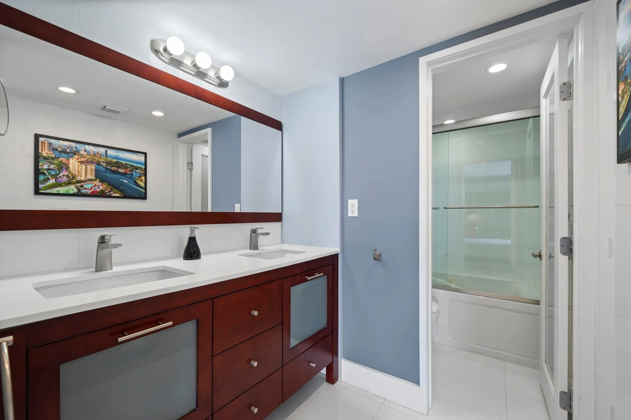 3625 N Country Club Dr, #1208