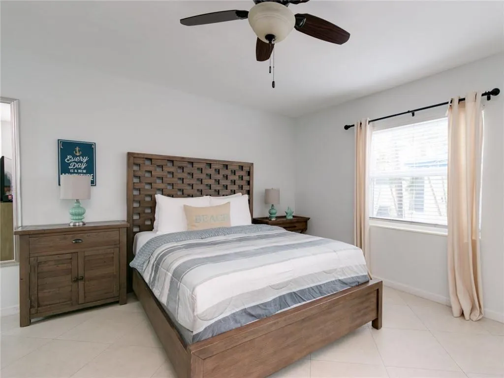 4213 El Mar Dr