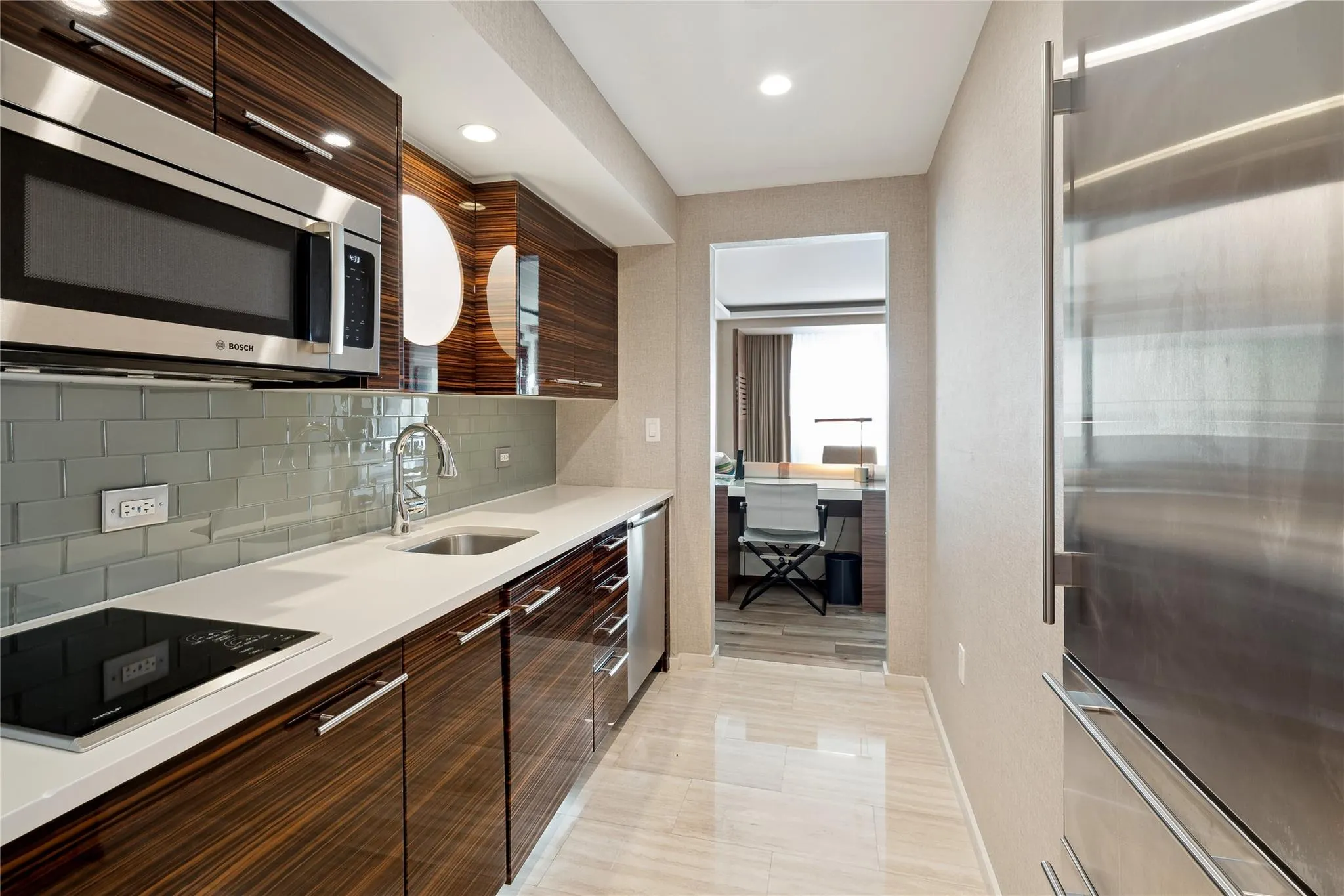 551 N Fort Lauderdale Beach Blvd, #R2303