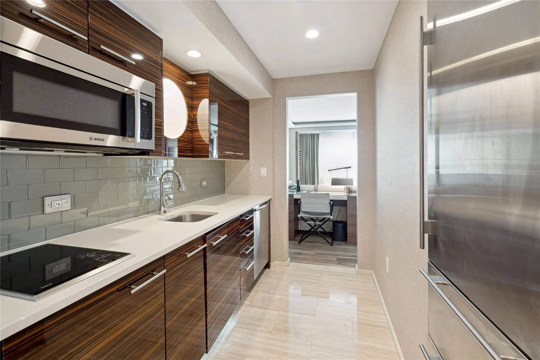 551 N Fort Lauderdale Beach Blvd, #R2303