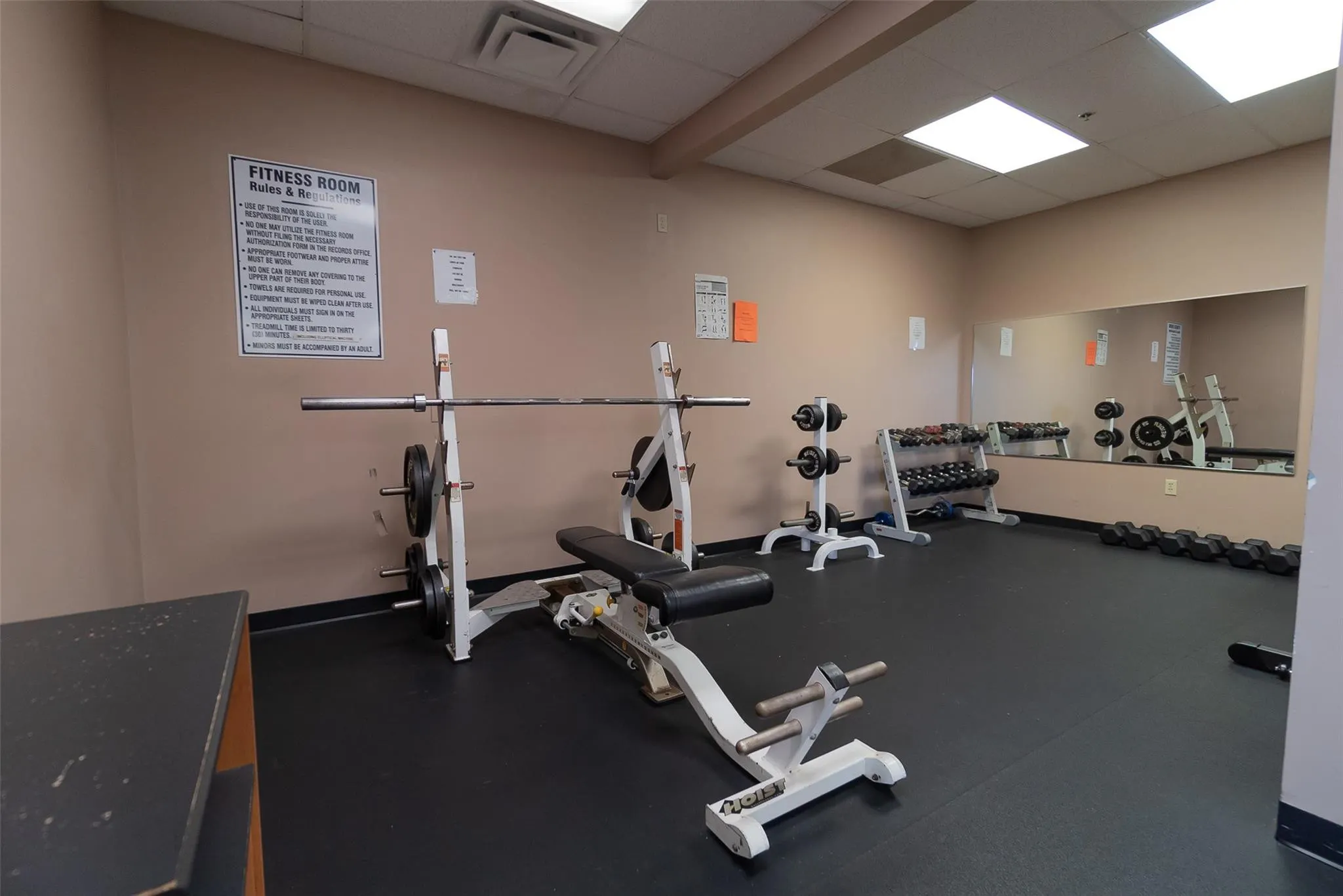 9611 N Hollybrook Lake Drive #107