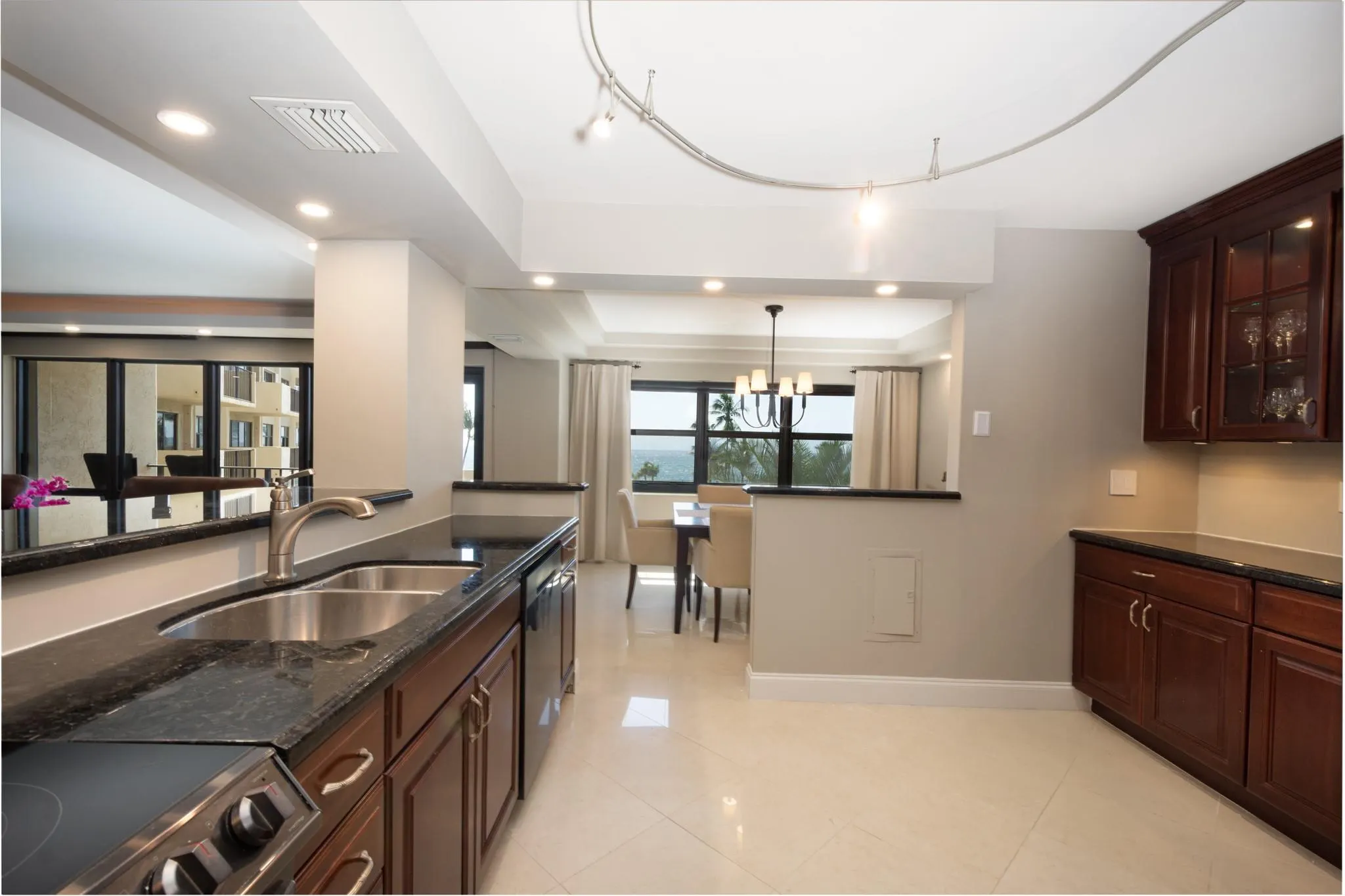 4900 N Ocean Blvd, #511
