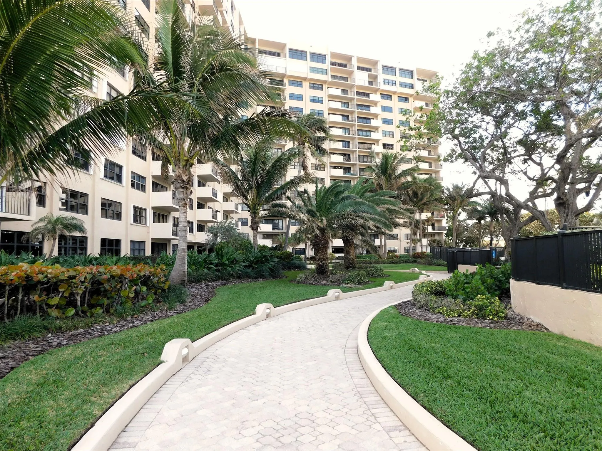 4900 N Ocean Blvd, #511