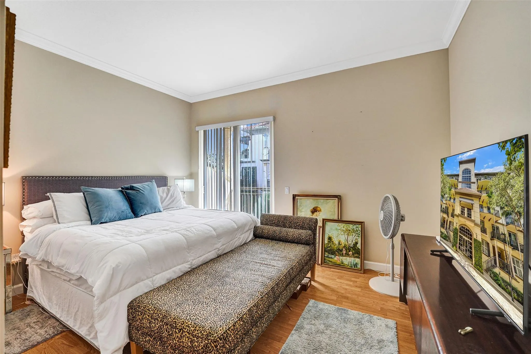 2617 NE 14th Ave, #401