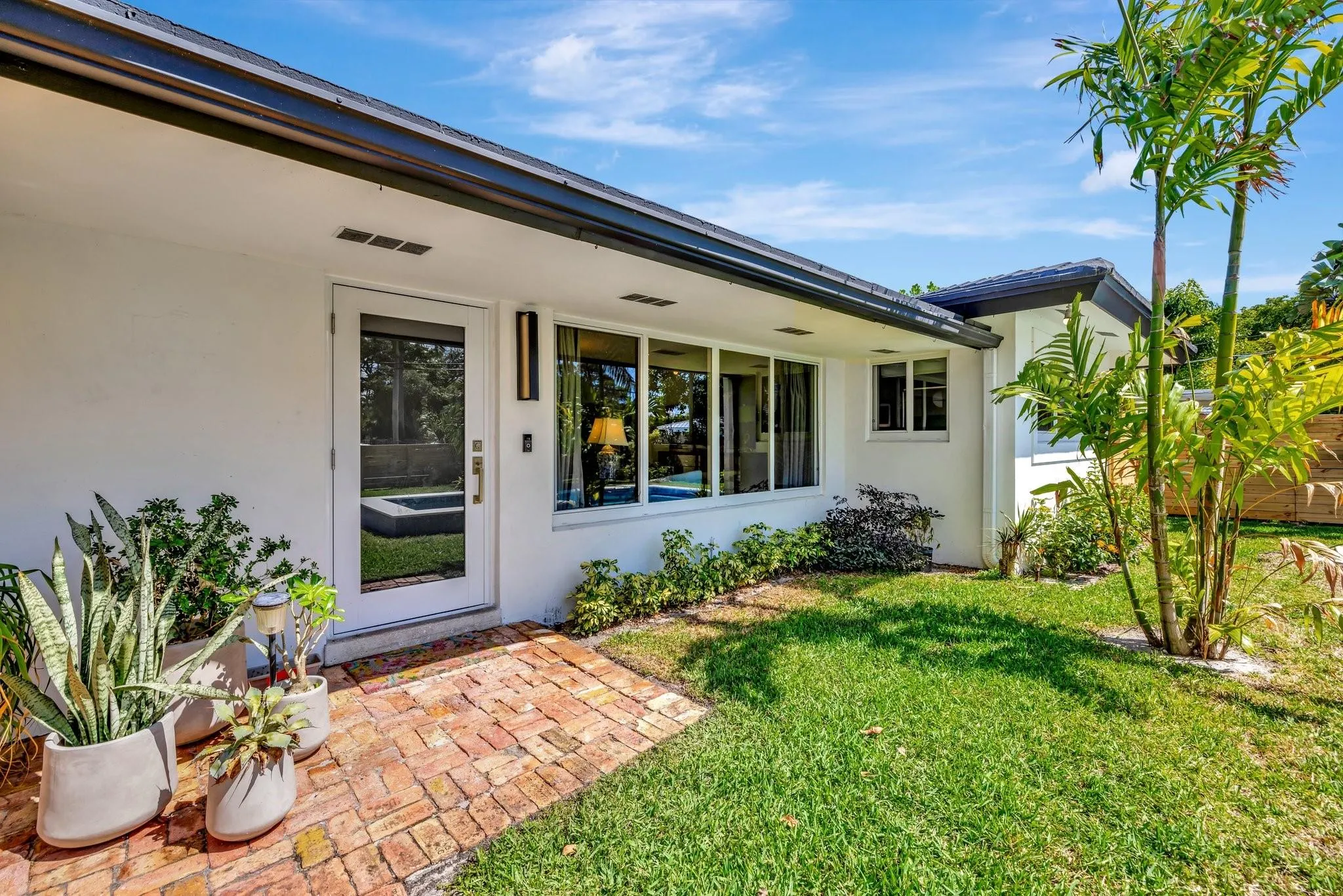 1981 Coral Gardens Drive