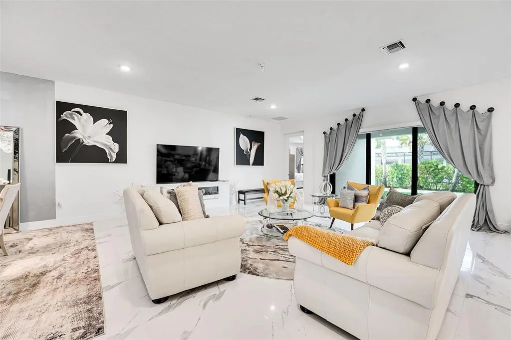 5395 5395 SAINT VINCENT LANE