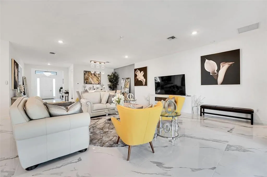5395 5395 SAINT VINCENT LANE