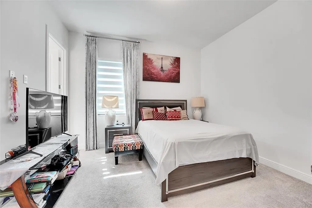 5395 5395 SAINT VINCENT LANE