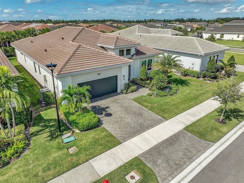 5395 5395 SAINT VINCENT LANE
