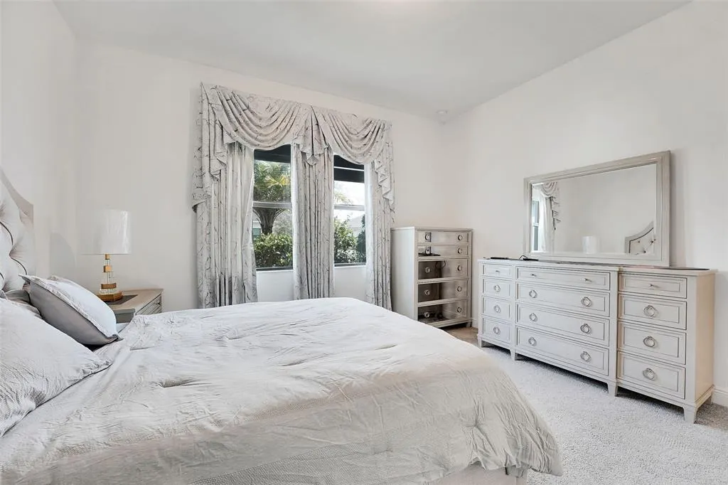 5395 5395 SAINT VINCENT LANE