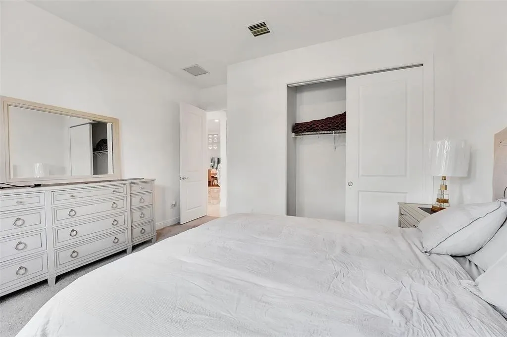 5395 5395 SAINT VINCENT LANE