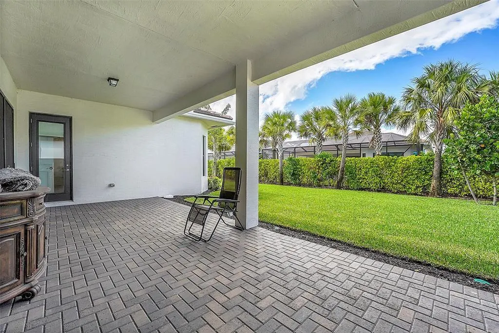 5395 5395 SAINT VINCENT LANE