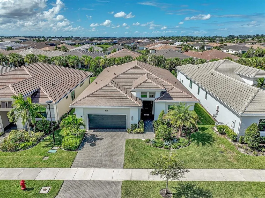 5395 5395 SAINT VINCENT LANE