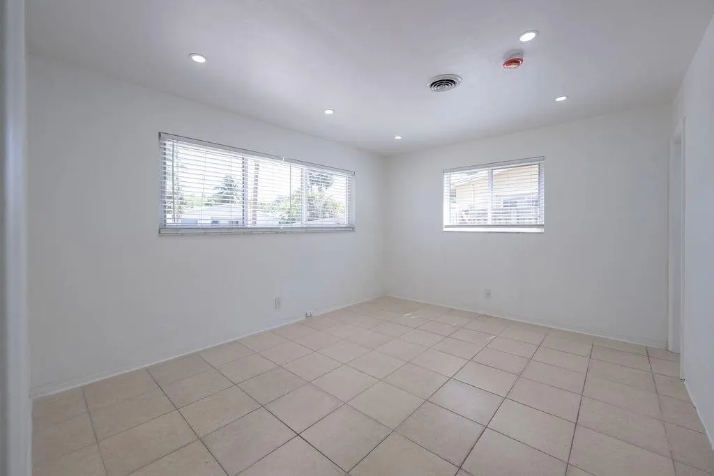 928 Orange Isle