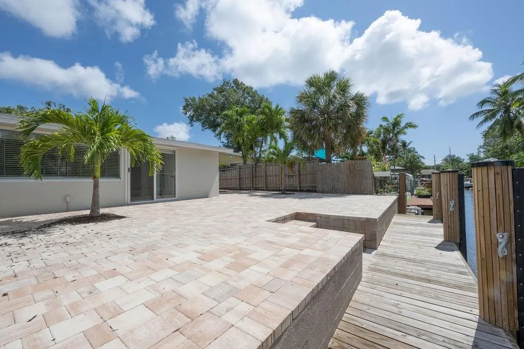 928 Orange Isle