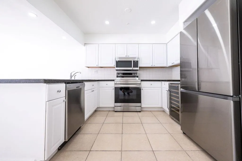 928 Orange Isle